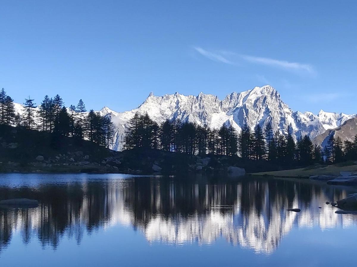 Living Aosta Valley ภายนอก รูปภาพ