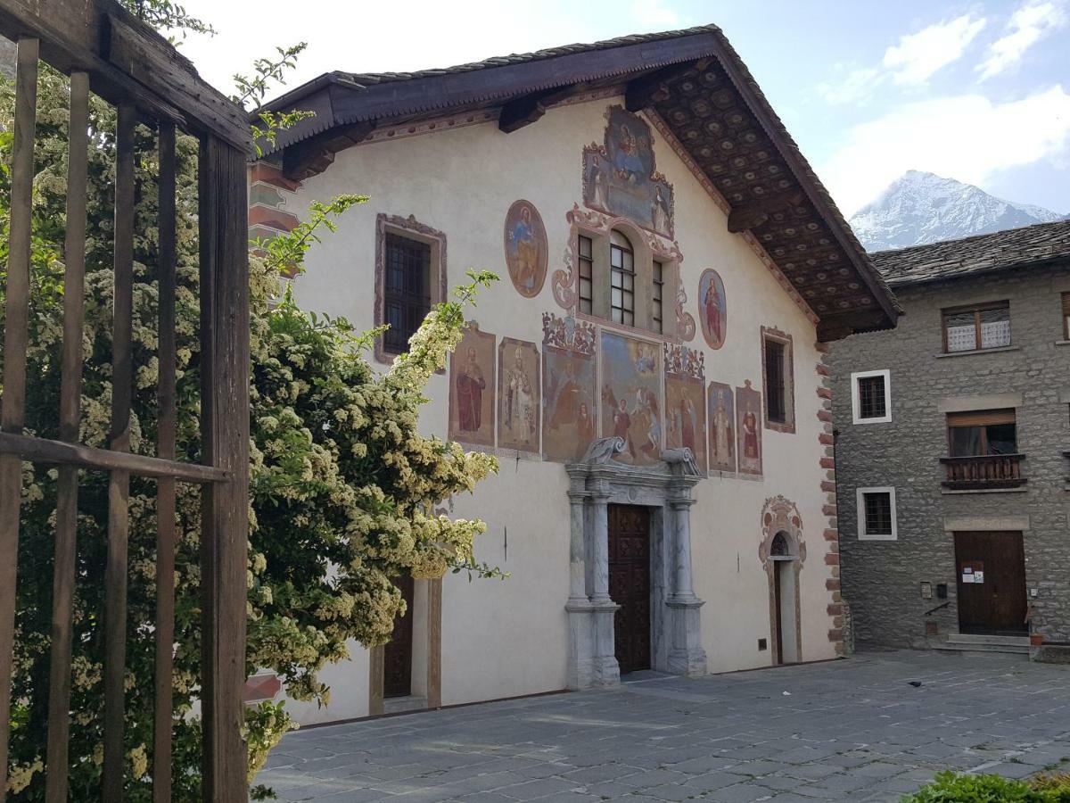 Living Aosta Valley ภายนอก รูปภาพ
